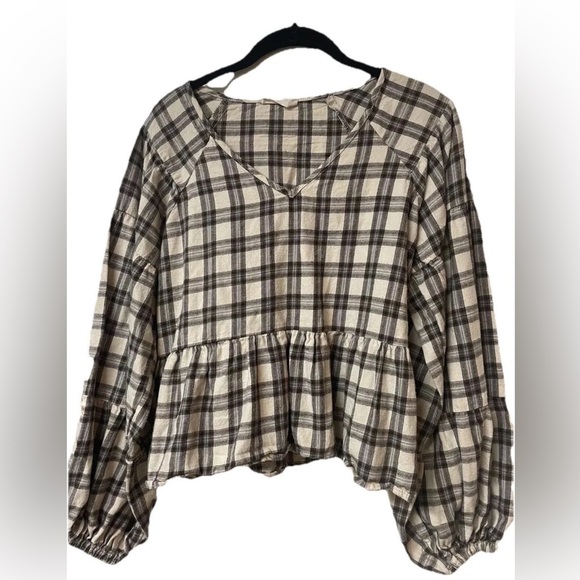 Altar’d State plaid long sleeved peplum top grey/tan/white Size S preppy, soft - Picture 4 of 5